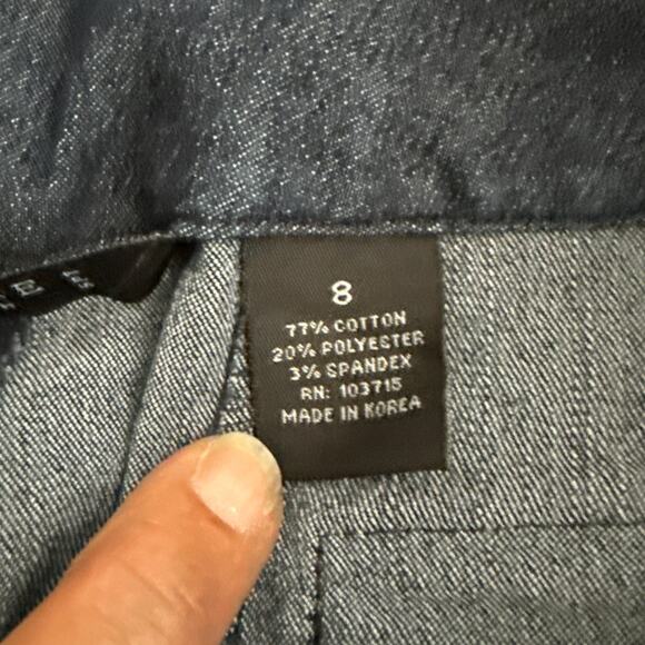 Larry Levine Classic Stretch Center Seam Wide Leg Bootcut Jeans Sz 8 Dark Denim - Picture 4 of 10